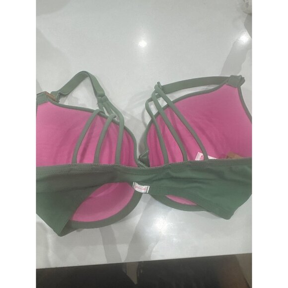 Green Push-Up Bra Adjustable Straps Lightly Padded Underwire Support Size 32DD - Picture 2 of 7